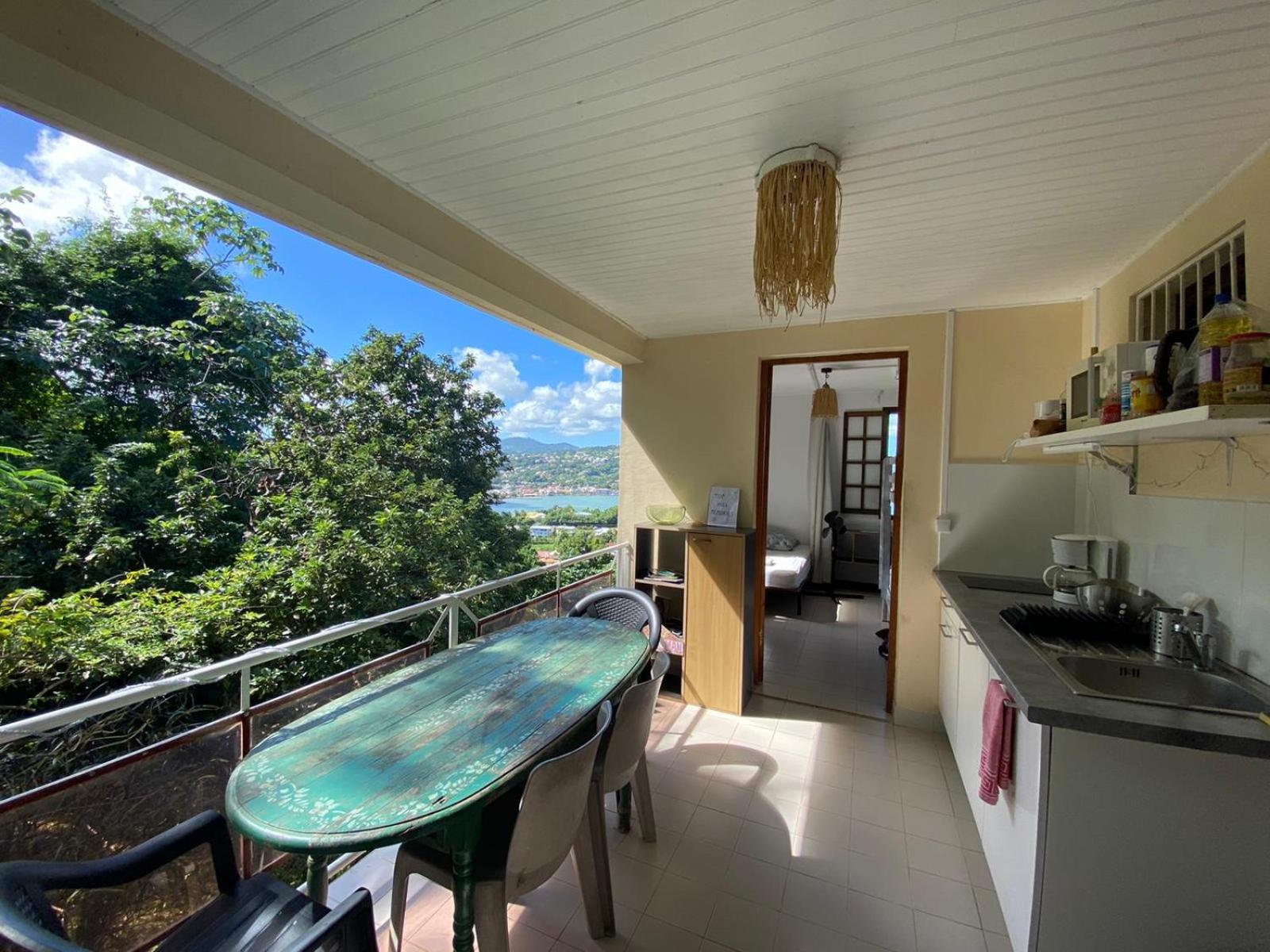 Top Hill Hostel- Martinique- Auberge Dortoir La Trinite Bagian luar foto